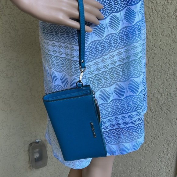 Michael Kors Large Double Zip Leather Wallet Wristlet Phone Case Lagoon - Picture 13 of 16